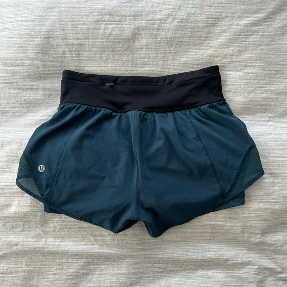 Lululemon Hotty Hot Naked Short 4in - Picture 5 of 7
